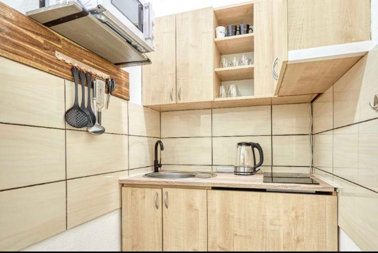 Lovely Airbnb Near Schoenbrunn Apartment เวียนนา ภายนอก รูปภาพ